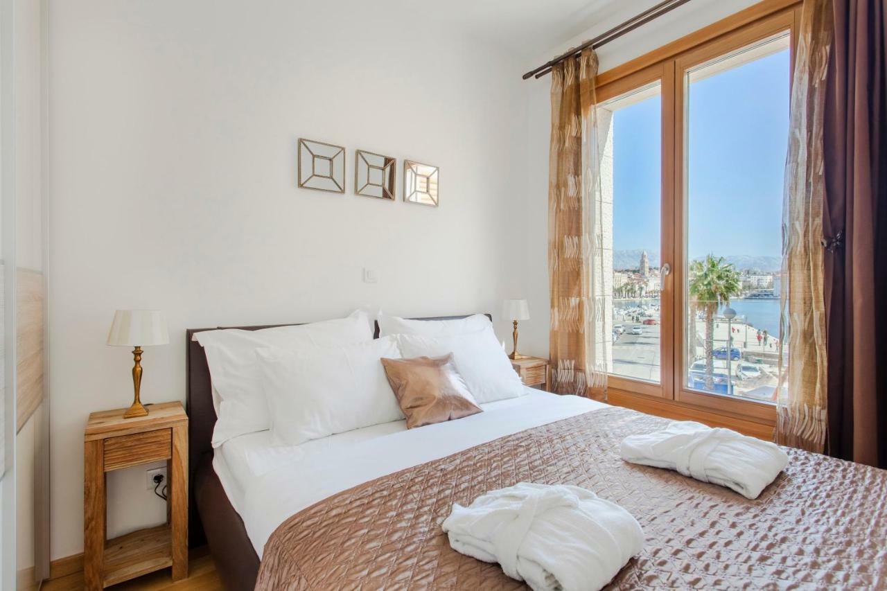 New Luxury Apartment Nives On Seaside Split Eksteriør bilde