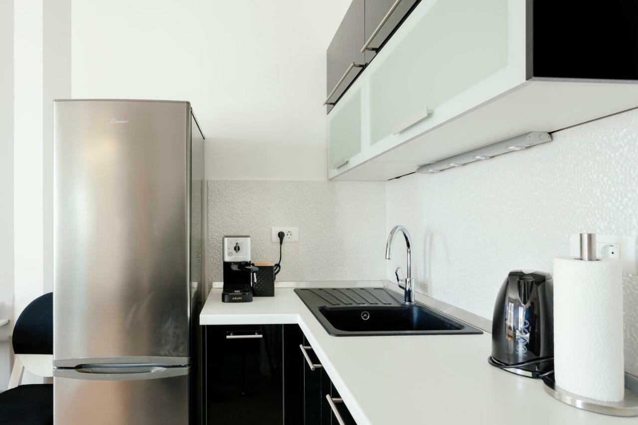 New Luxury Apartment Nives On Seaside Split Eksteriør bilde