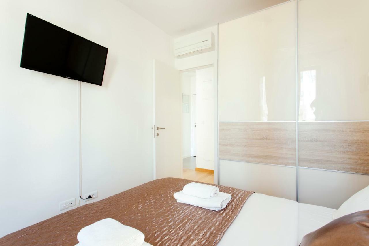 New Luxury Apartment Nives On Seaside Split Eksteriør bilde