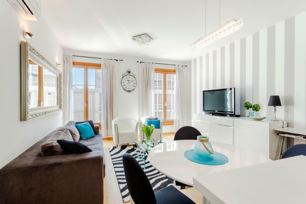 New Luxury Apartment Nives On Seaside Split Eksteriør bilde