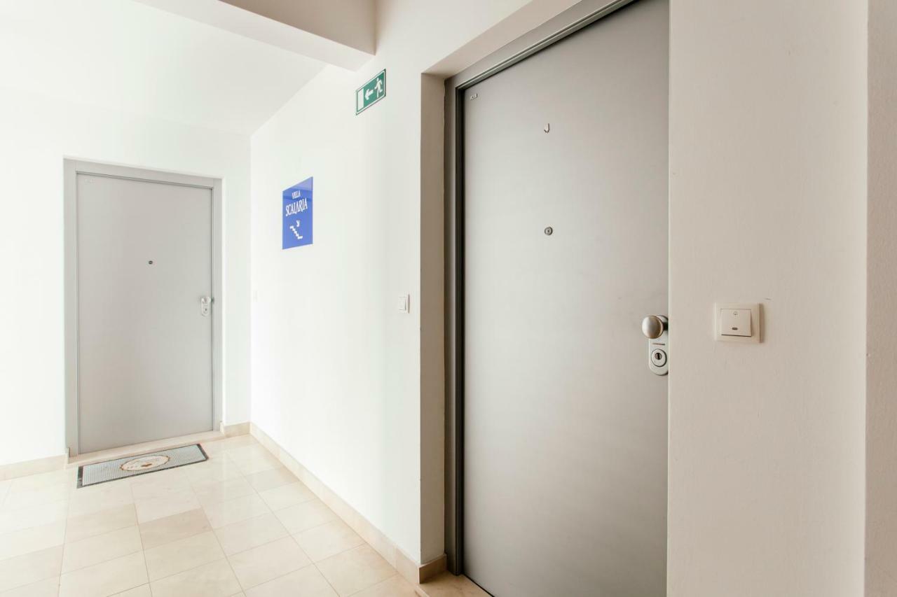 New Luxury Apartment Nives On Seaside Split Eksteriør bilde